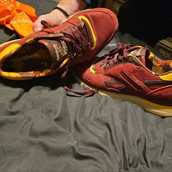 Mens reebok shoes - Picture 1 of 1